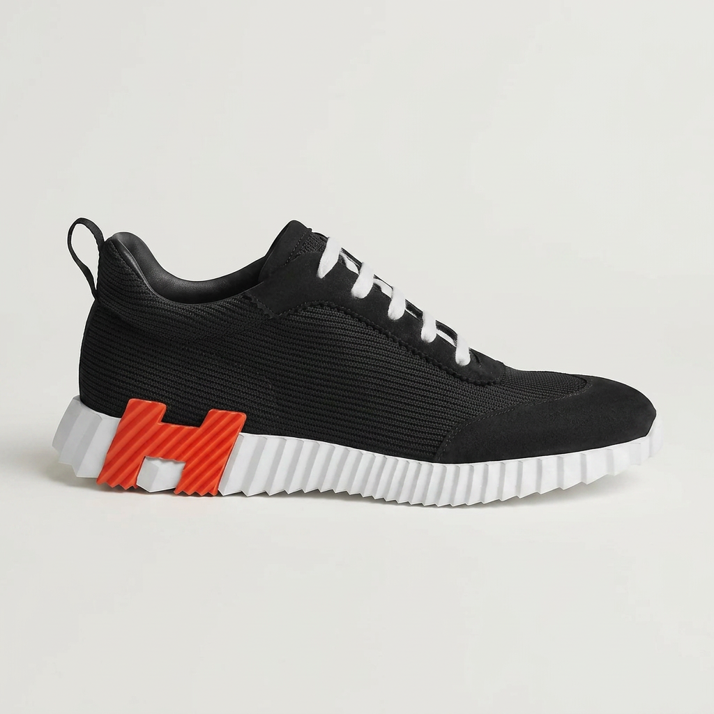 Zwarte designer sneaker met wit geribbelde zool